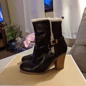 Michale Kors Lizzie Ankle Boot